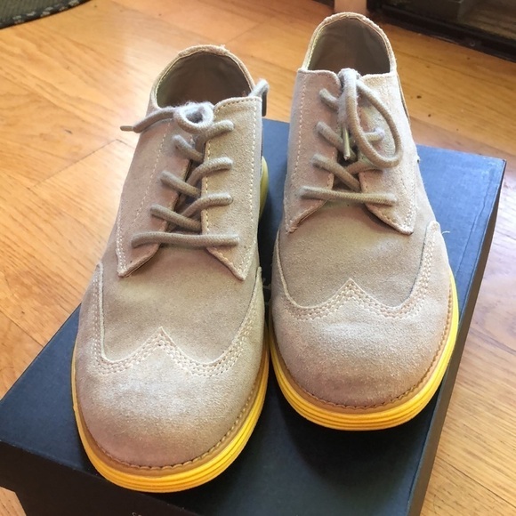 Cole Haan Grand Oxford Shoes size 3 1/2 main image 4